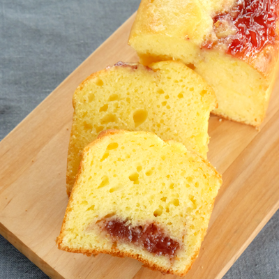 いちごのパウンドケーキ 海街さんぽ