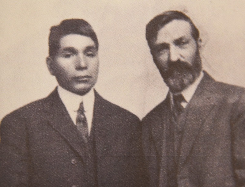 フランク(左)とカーター(右)