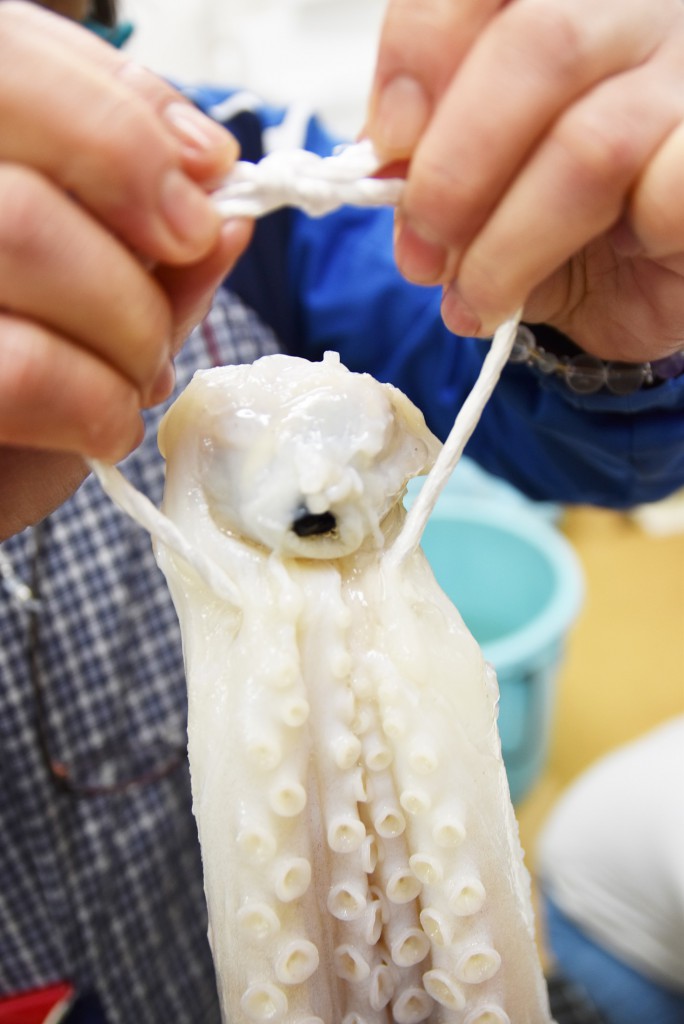 こんな感じでそれぞれのパーツをひとまとめにします