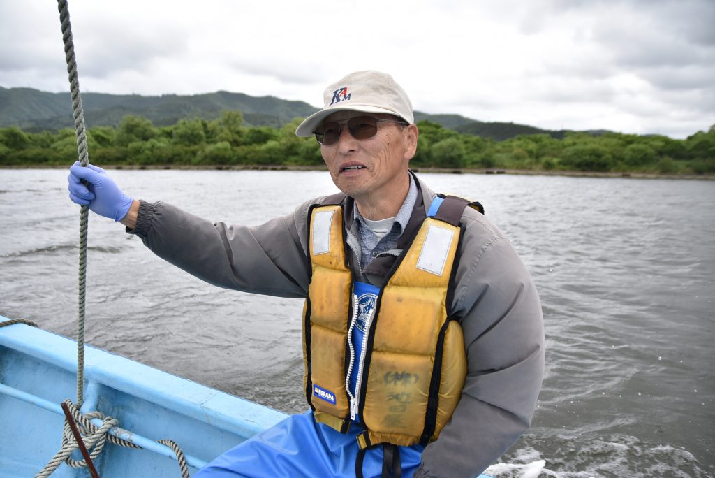 しじみ漁師歴46年の池田直優さん