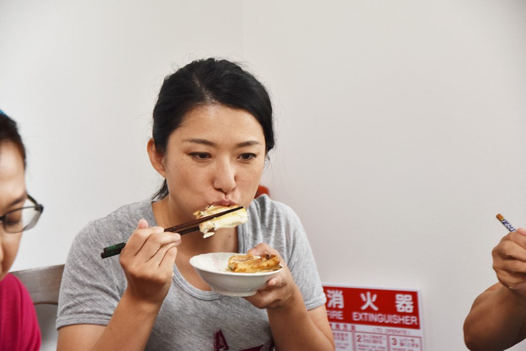 あまりのおいしさに無言になるのであります