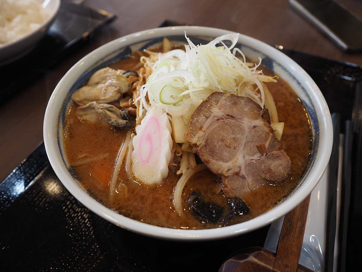 奥松島長寿味噌牡蠣ラーメン