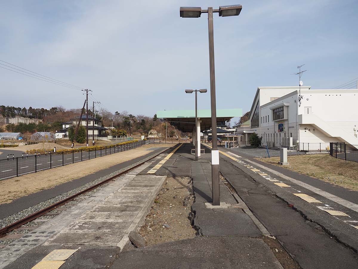 旧野蒜駅プラットホーム